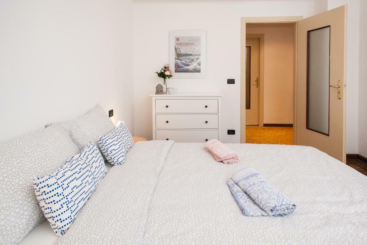 Casa Liberta - Downtown Modern Apartment With Airconditioning Сан Ремо Екстериор снимка