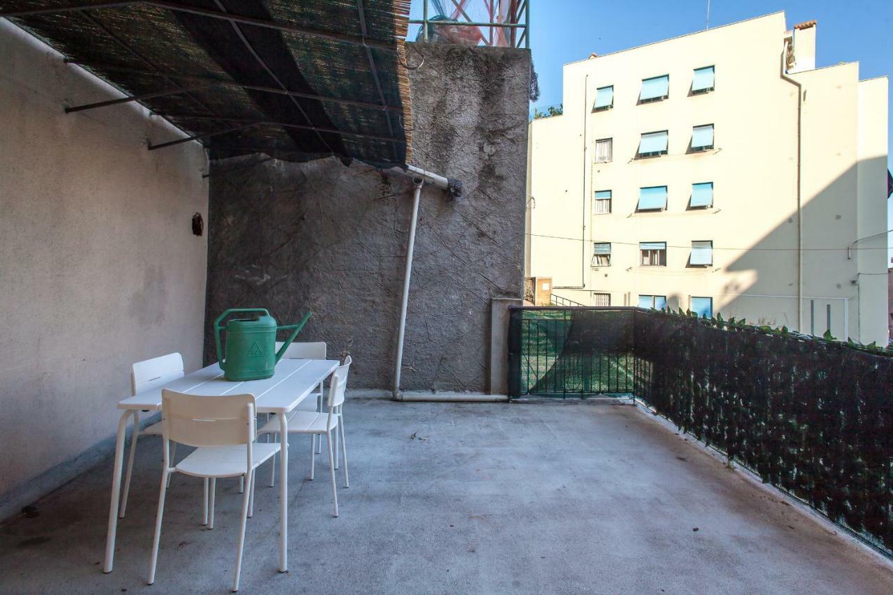 Casa Liberta - Downtown Modern Apartment With Airconditioning Сан Ремо Екстериор снимка