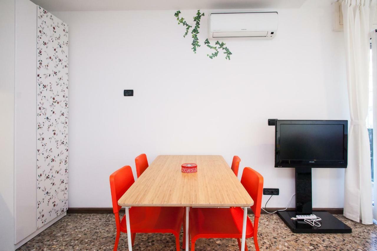 Casa Liberta - Downtown Modern Apartment With Airconditioning Сан Ремо Екстериор снимка