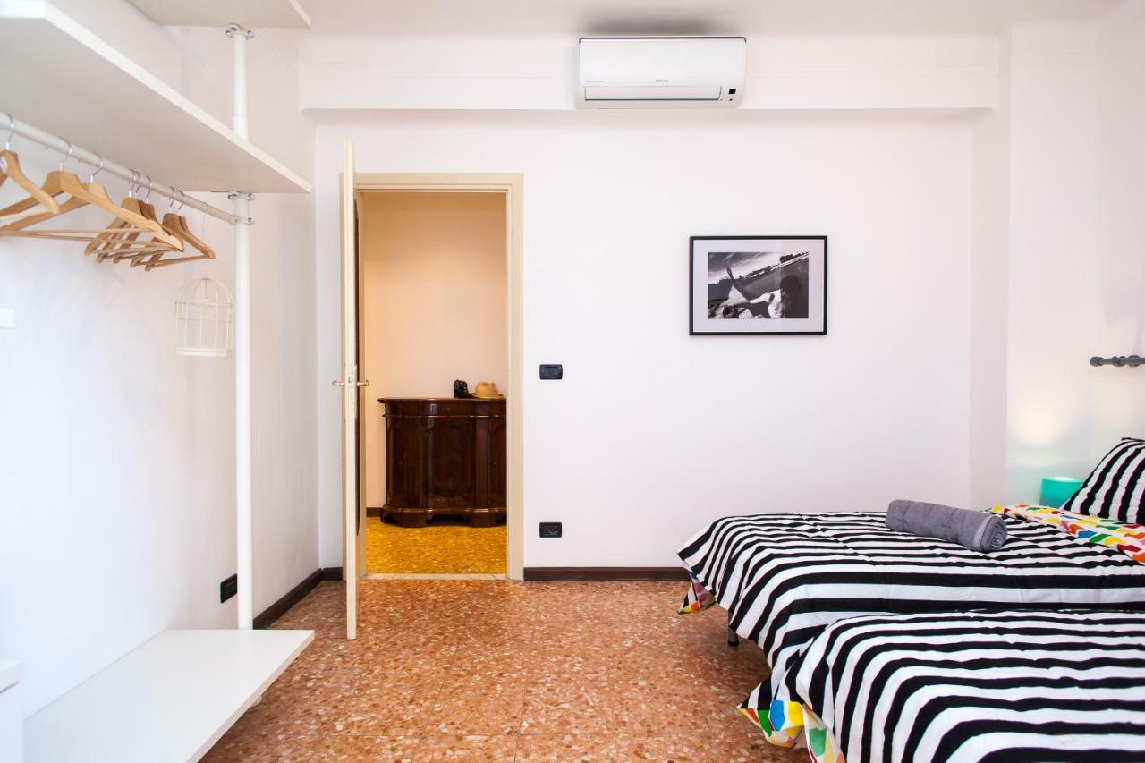 Casa Liberta - Downtown Modern Apartment With Airconditioning Сан Ремо Екстериор снимка